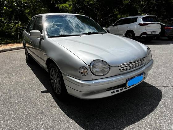 TOYOTA COROLLA 1.6 GLI 16V GASOLINA 4P AUTOMÁTICO TOYOTA COROLLA 1.6 GLI 16V GASOLINA 4P AUTOMÁTICO